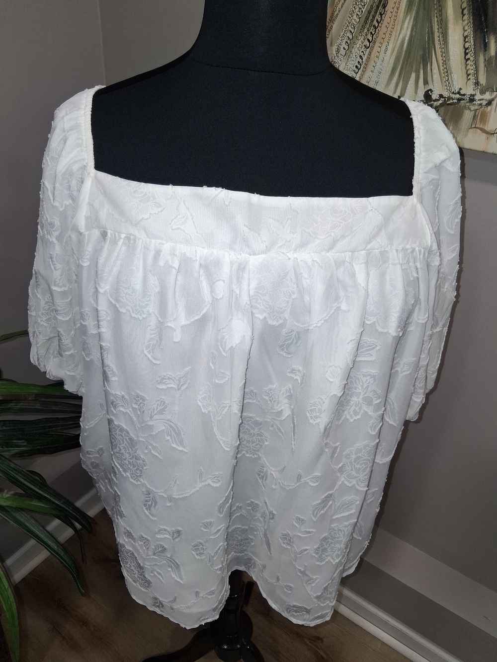 Source Unknown White Embroidered Square-Neck Blouse